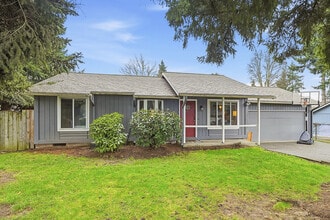 Building Photo - 3111 NE 51st St