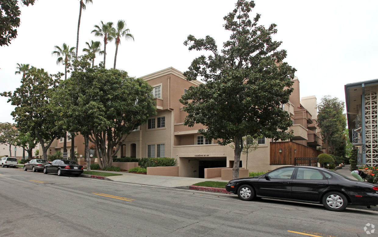 Primary Photo - The Madison Apartments