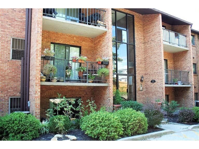 518 Riddle Rd Unit 5, Cincinnati, OH 45220 Condo for Rent in