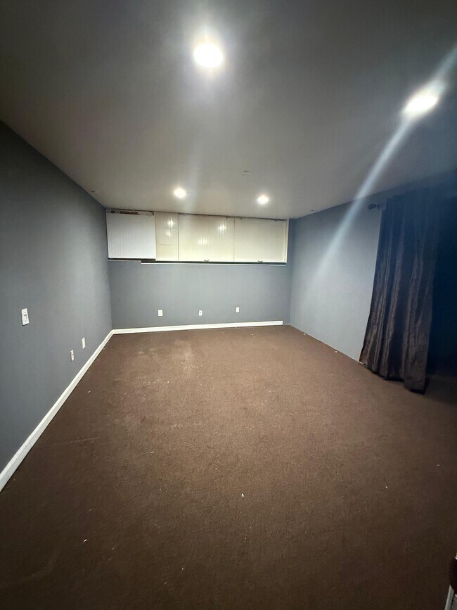 Foto del edificio - 1221 Windward Ave