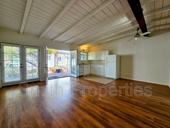 Foto del edificio - 1414 Manhattan Beach Blvd
