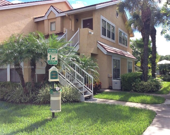 Foto del edificio - 10581 SW 155th Ct