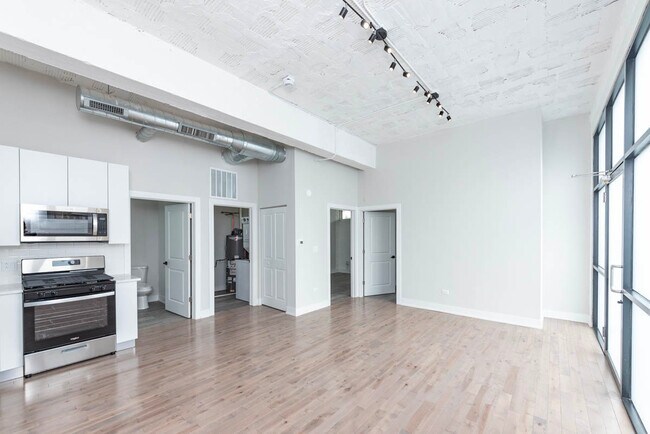 Foto del edificio - 2000 W 22nd Pl