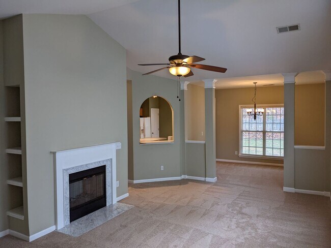 Building Photo - Four Bedroom with Fence and Cabarrus Schools