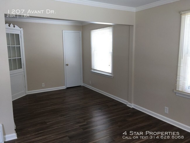 Building Photo - 1207 Avant Dr
