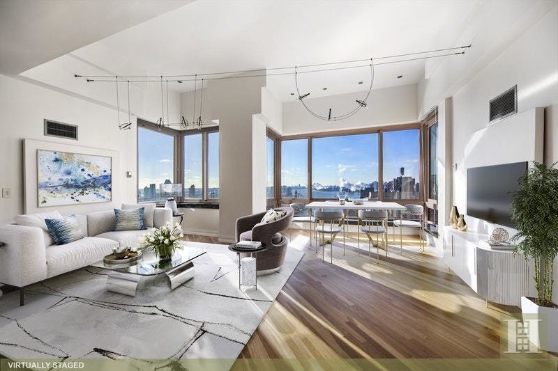 Foto principal - 523 E 72nd St