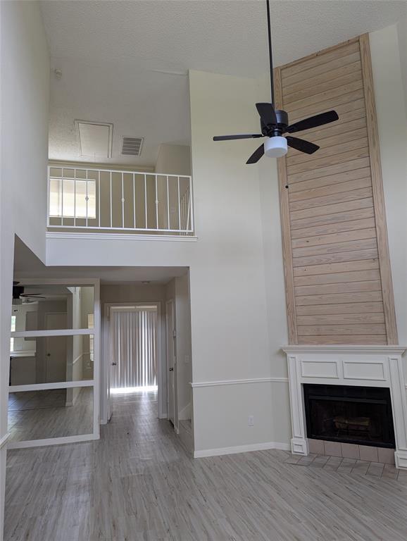 Building Photo - 1504 Windy Park Dr