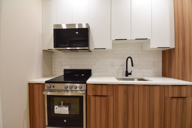 Foto del edificio - 1030 N 48th St