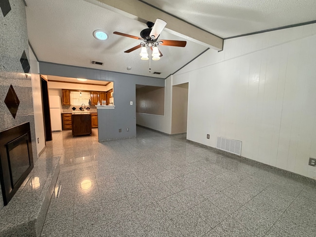 Foto del edificio - 1226 Linkwood Ln