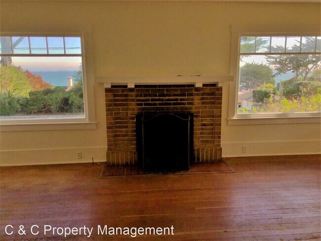 Building Photo - 2 br, 1 bath House - 901 Del Monte Blvd
