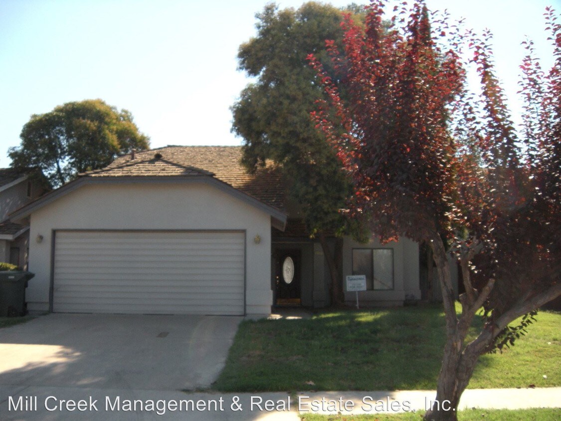 Primary Photo - 1128 N Manzanita St