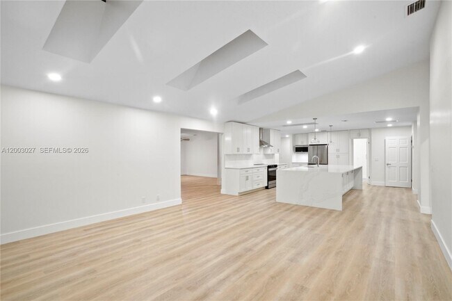 Foto del edificio - 12090 164th Ct N