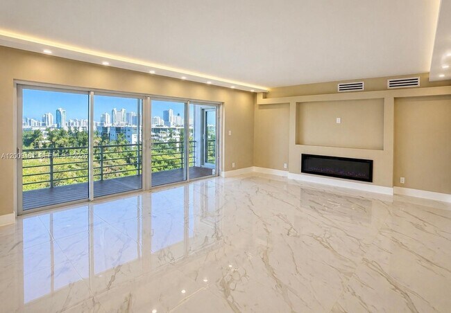 Foto del edificio - 1000 NE 14th Ave