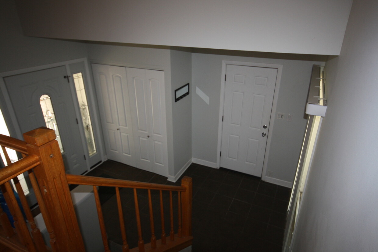 Foto principal - 1325 Salford Ct