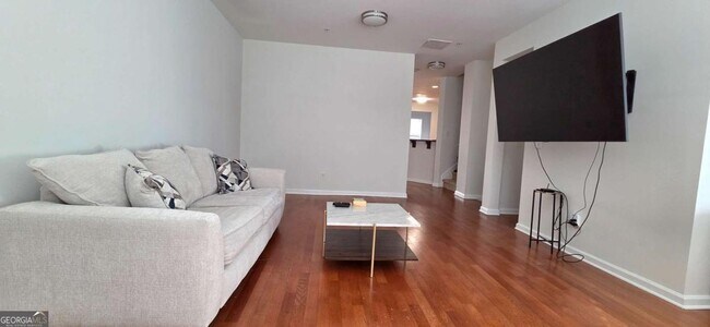 Foto del edificio - 6150 Indian Wood Cir
