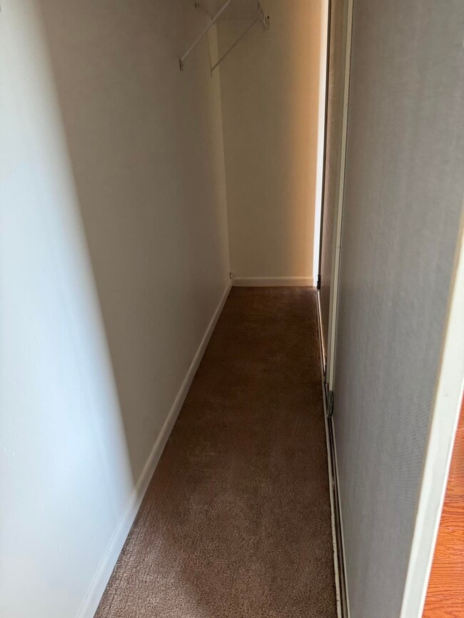 Foto del edificio - 6262 Riverwalk Ln