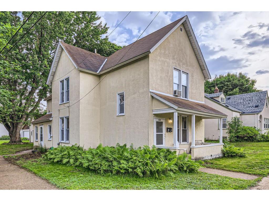 Primary Photo - 528 20th Ave NE