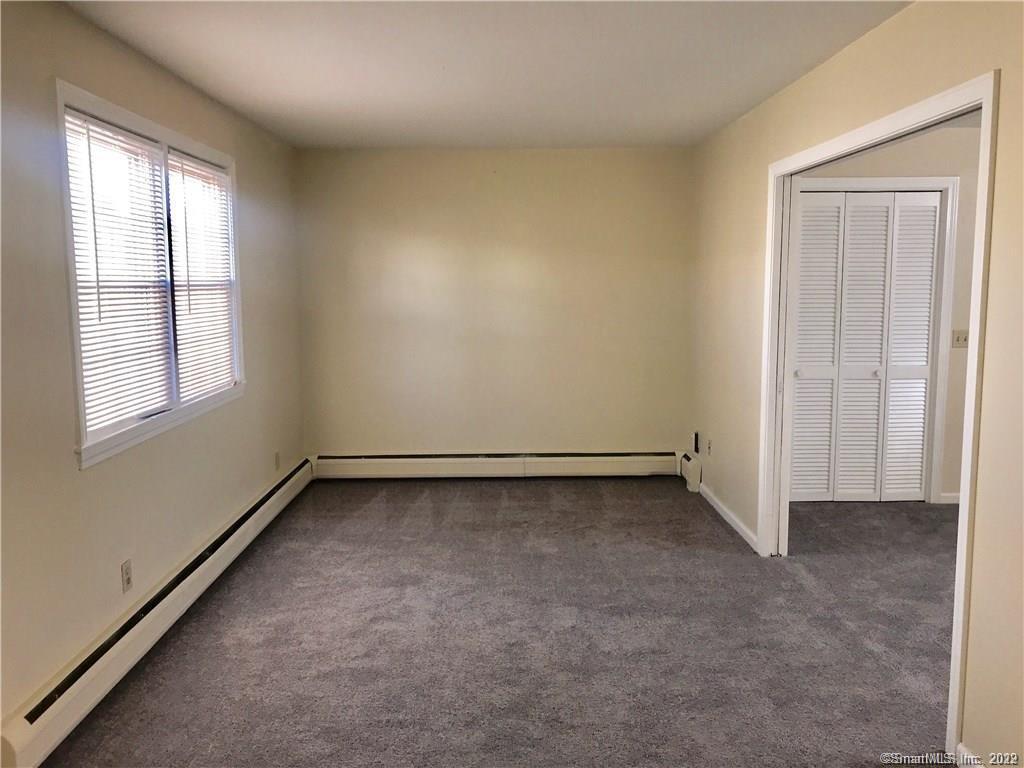 234 Linwood Ave Unit Down Front, Fairfield, CT 06824 Apartment for