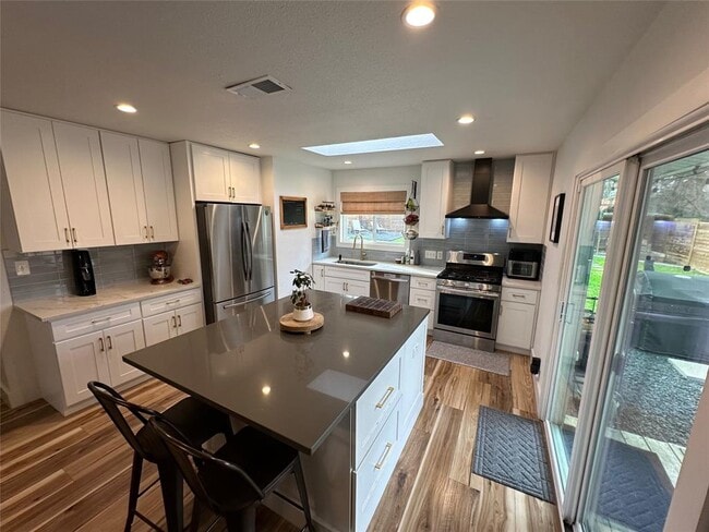 Building Photo - 5102 Greenheart Dr