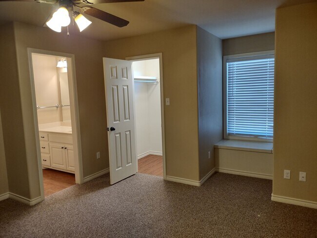 Foto del edificio - Prestigious 3/3/2 Home in Lubbock Cooper School District.