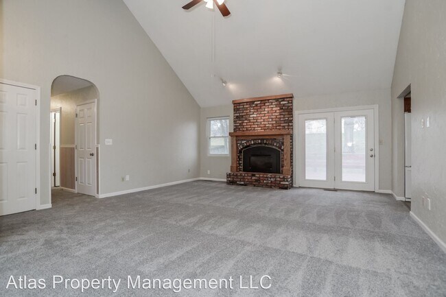 Foto del edificio - 3 br, 3 bath House - 6709 NW 67th Ter