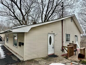 Building Photo - 1159 US-9W