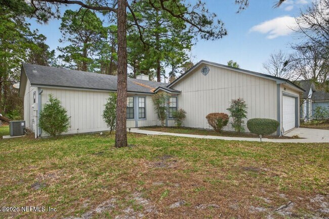 Foto del edificio - 8725 Huntington Woods Cir N