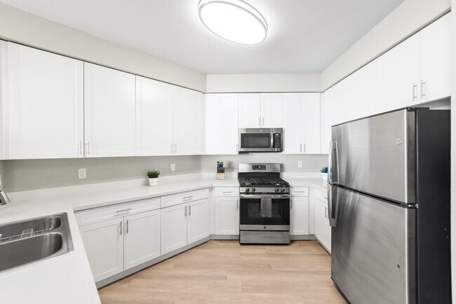 Building Photo - 375 Harbour Cove Dr