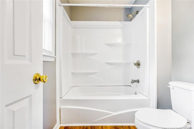 Foto del edificio - 794 Bunce Rd