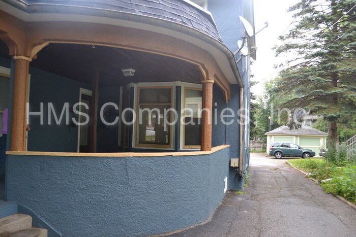 Foto del edificio - 222 Douglas Ave. Apt. 1 Studio
