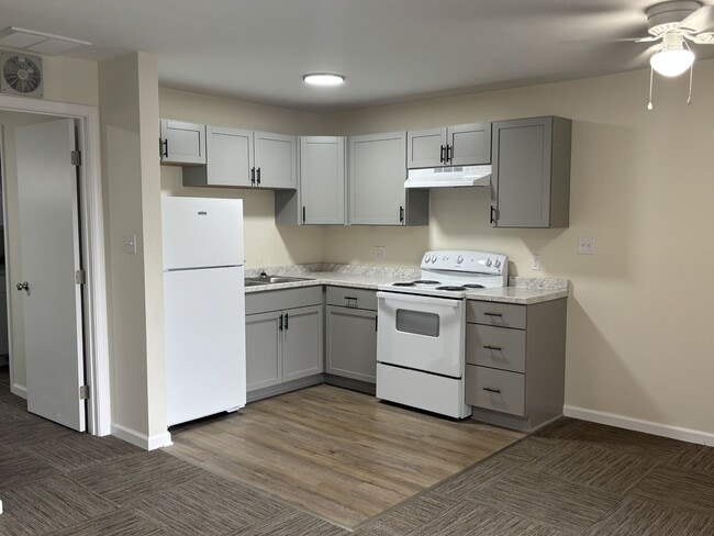 Interior Photo - Greenbriar Gardens