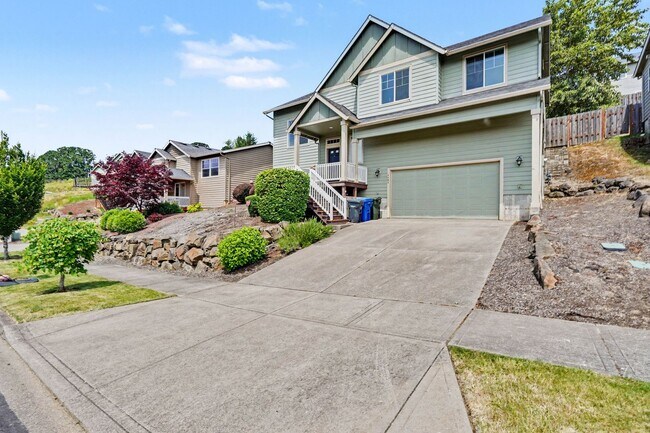 Foto del edificio - 3 bed, 2 bath home in West Salem's Brush College neighborhood