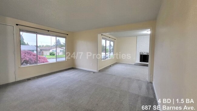 Building Photo - Comfortable 4 BD | 1.5 BA Home w/ Large Yard - Gresham