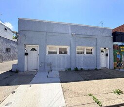 Building Photo - 224 MacArthur Ave