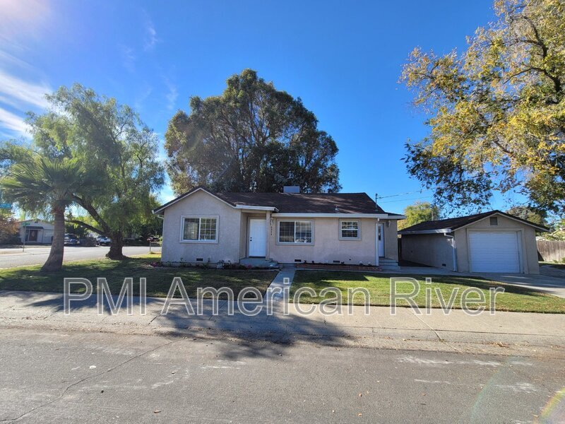 Foto principal - 4350 22nd St