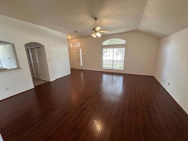 Foto del edificio - 23706 Cansfield Way
