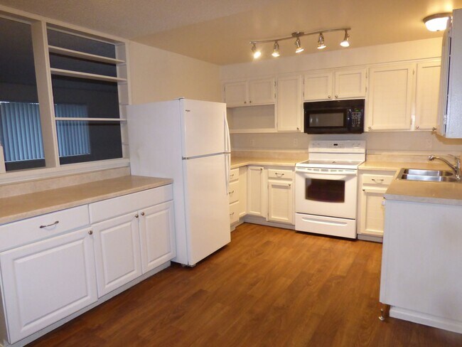 Foto del edificio - 3 bed 1 bath House
