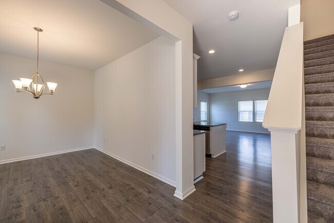 Foto del edificio - BEAUTIFUL 3 Bedroom Townhome Bonterra Vill...