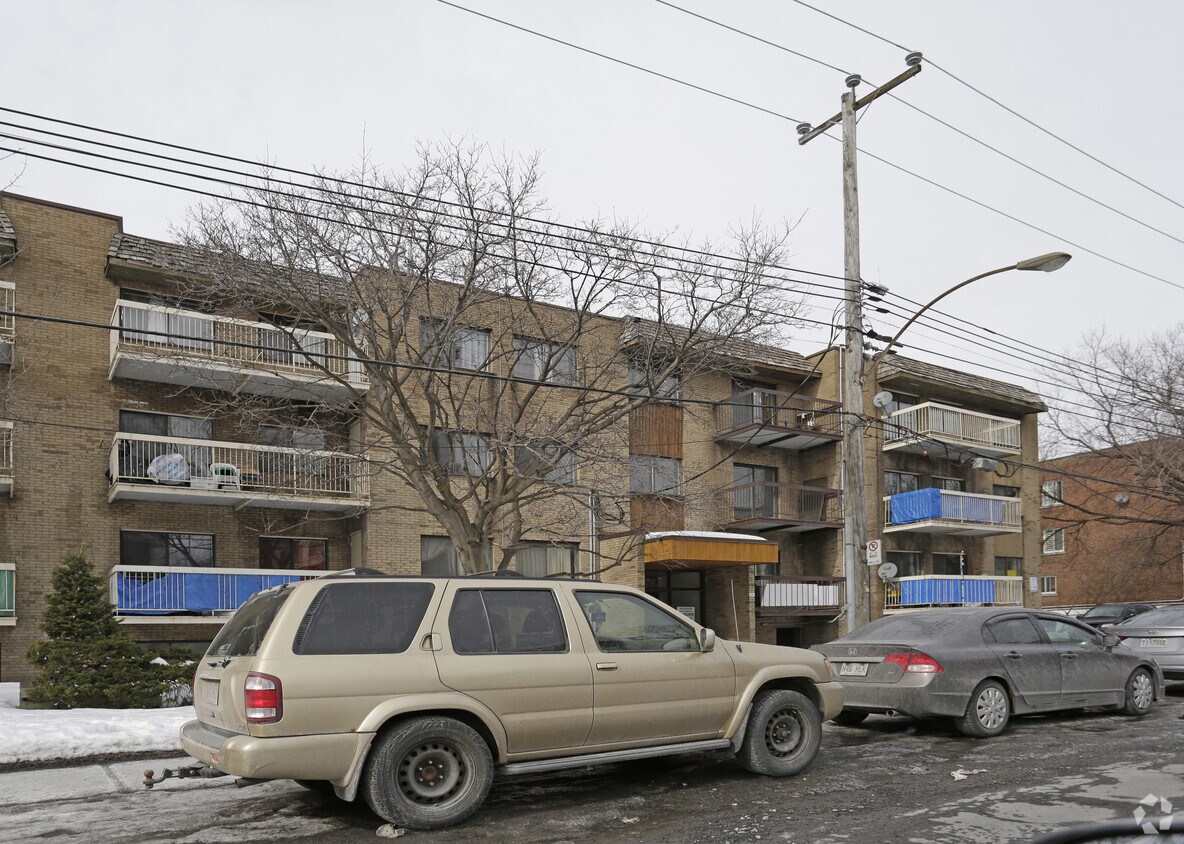 Building Photo - 3593 Goyer