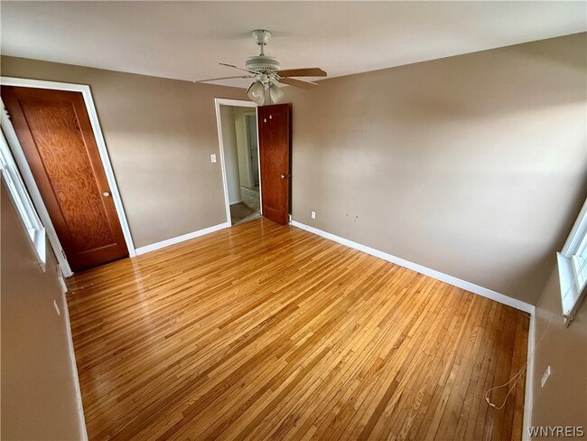 Building Photo - 125 Beryl Dr