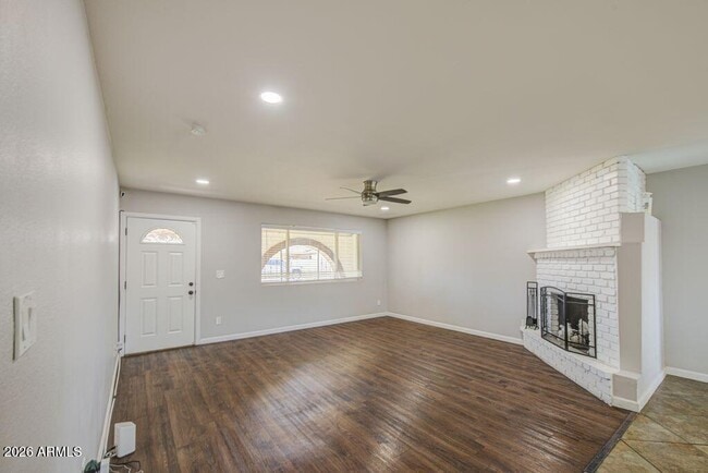 Foto del edificio - 5651 W Monte Vista Rd