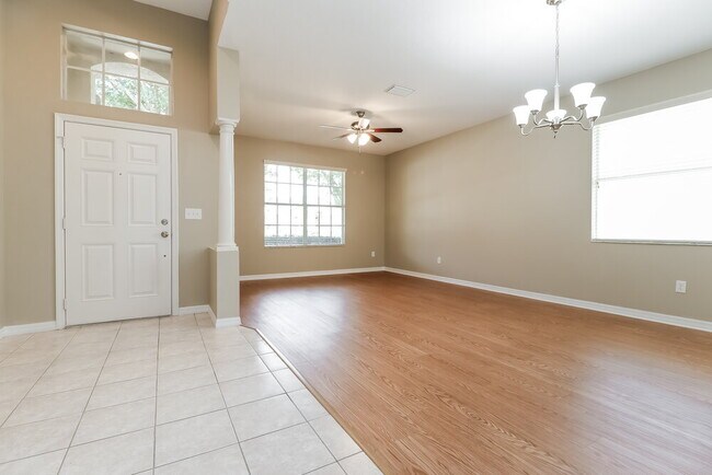 Foto del edificio - 75 Fairmont Dr