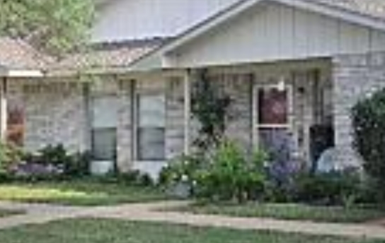 Primary Photo - Llano Square Apartments