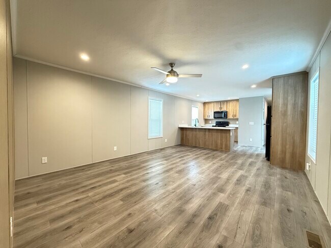 Foto del edificio - 52491 Potomac Ct