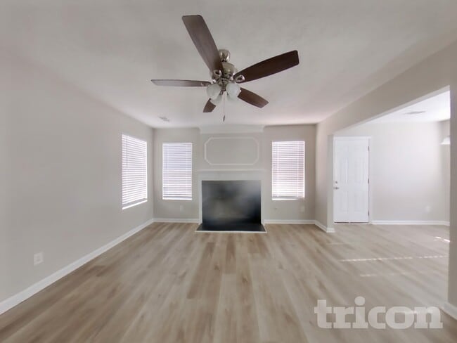 Foto del edificio - 6591 Anson Ct