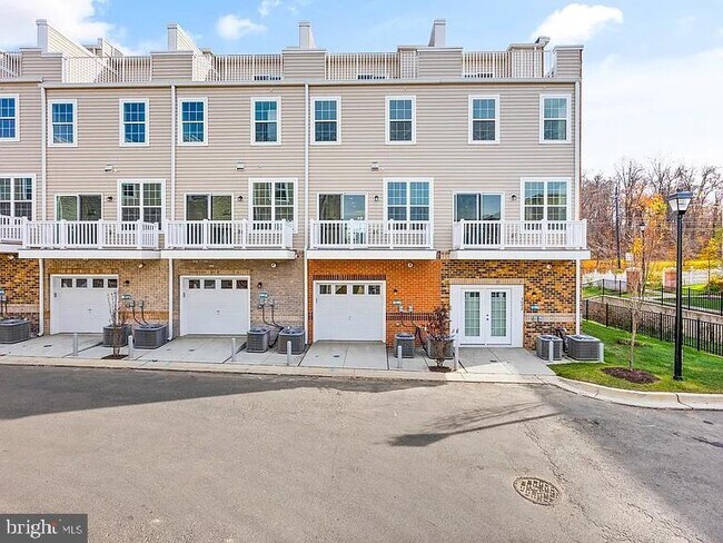 Foto del edificio - 9614 Weshire Dr