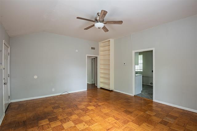Foto del edificio - 4720 McCart Ave