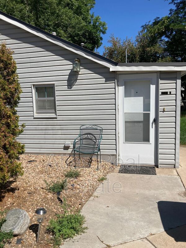 Primary Photo - 1721 12th St
