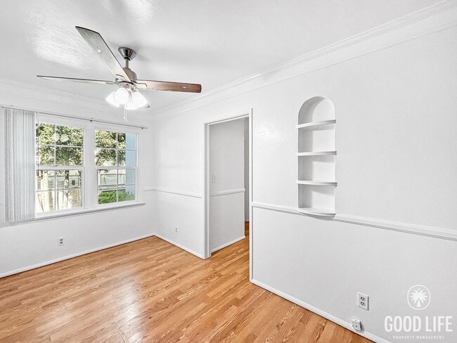 Building Photo - Adorable 2 bedroom, 1 bathroom condo locat...