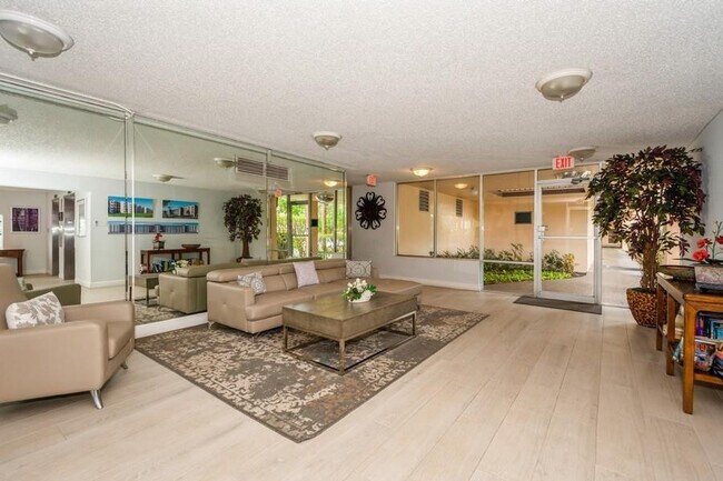 Foto del edificio - 6000 NW 2nd Ave